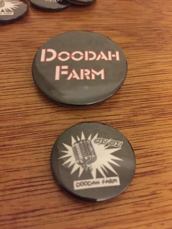Oi Oi and Logo Pin Badges - Doodah Farm